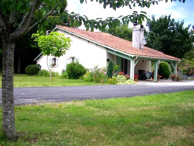 a l'achat maison Landaise 4 chambres  3699 m² de terrain CESTAS PIERROTON